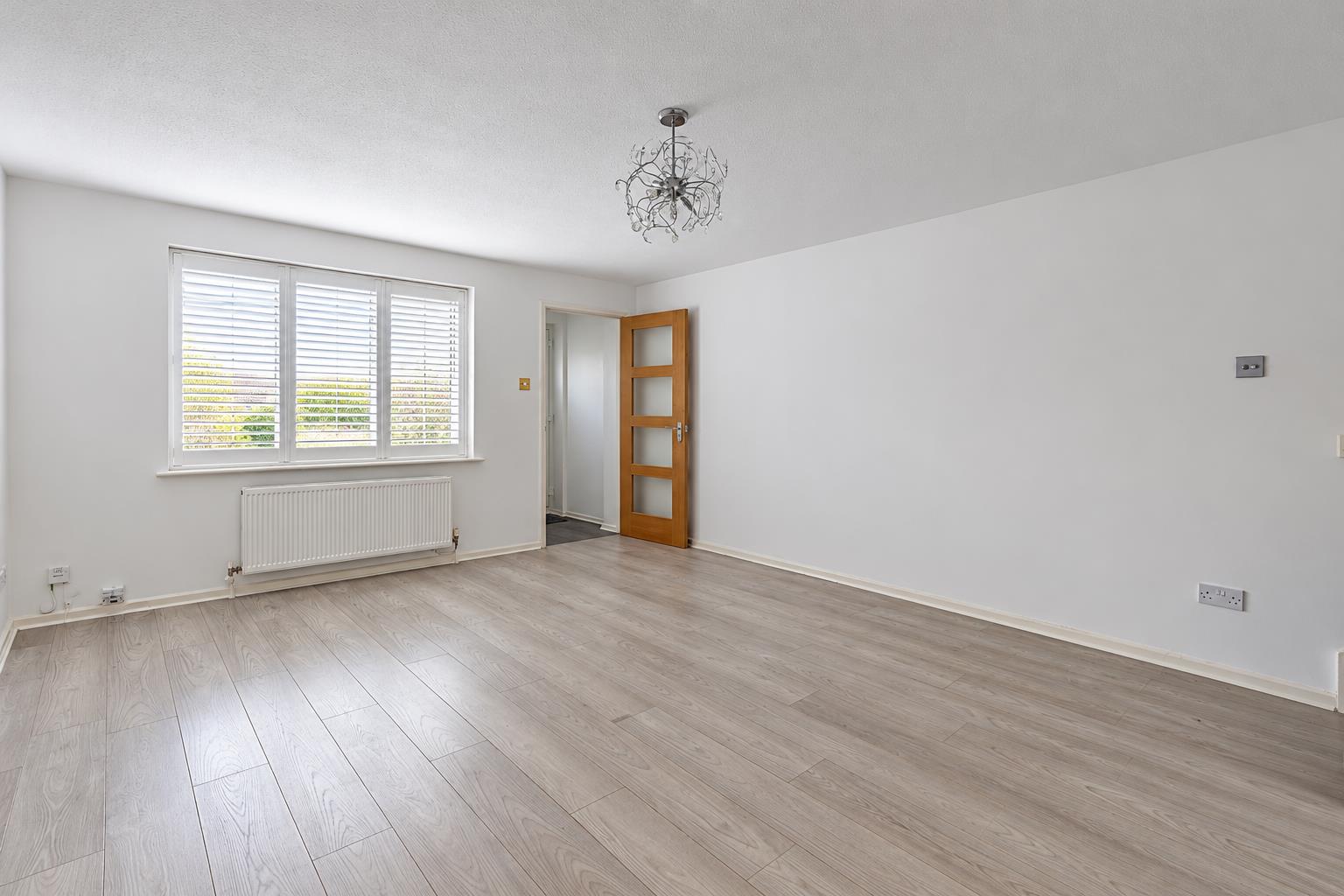 Murlande Way, Rhoose, Barry — photograph 4